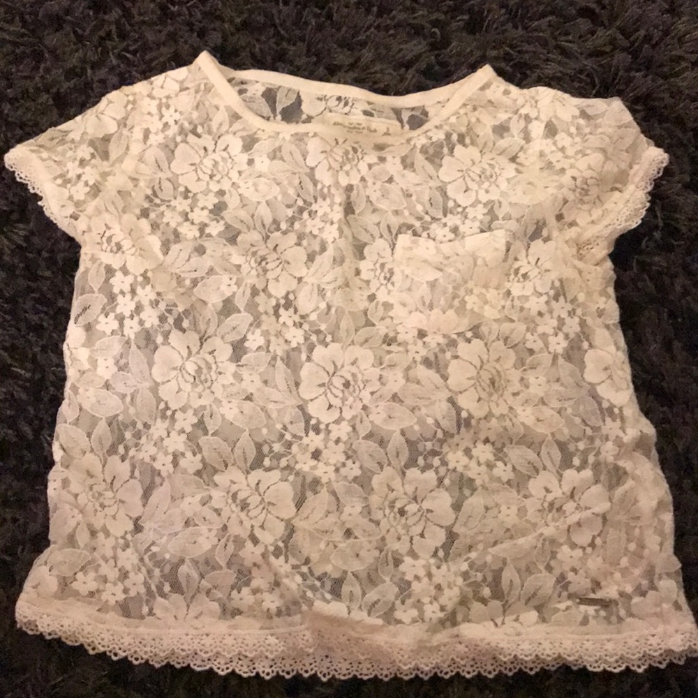 Adorable white lace shirt